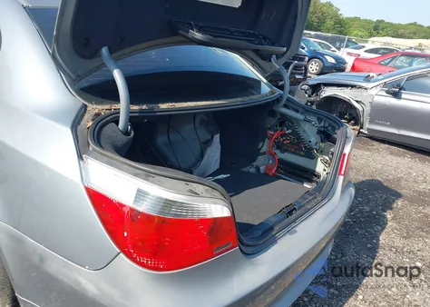 2007 BMW 530I z USA, uszkodzony, nr VIN WBANE73537CM58788